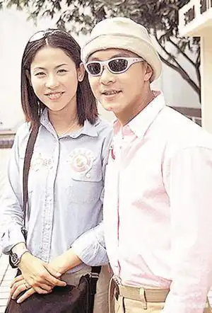 张卫健贱卖23年前豪宅,曾与女星宣萱恋爱,爱妻两次流产终未要