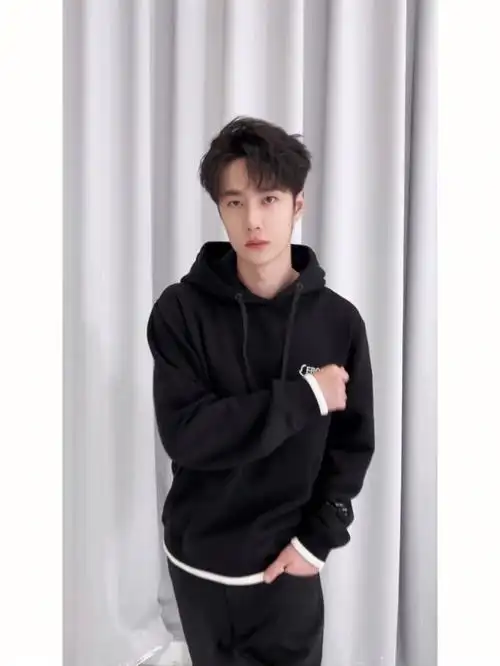 王一博打响指好酷