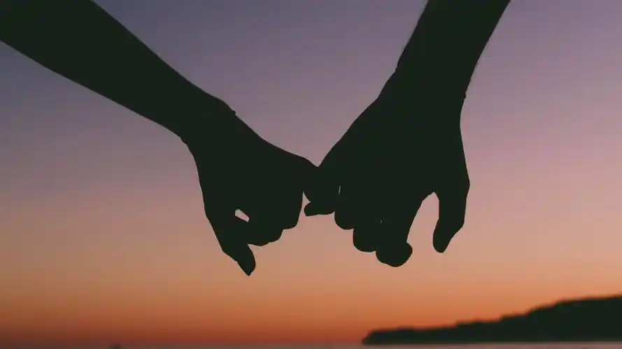 桌面壁纸 电脑桌面壁纸 美女壁纸 高清壁纸大全下载 桌面背景图片