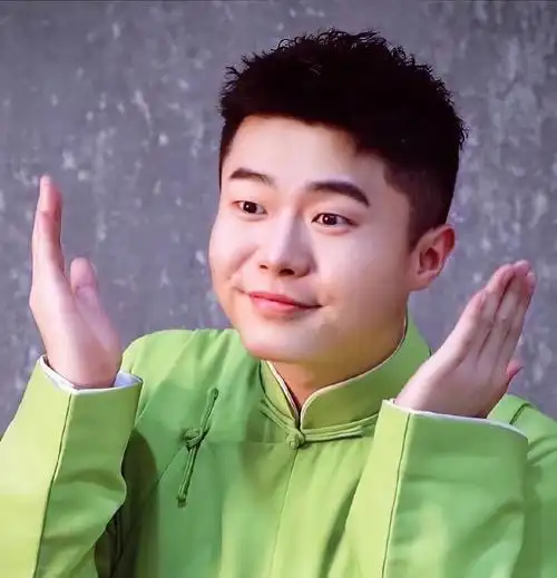 周九良新综艺《哎呀好身材》开播,搭档赵小棠,8人挑战孤岛生存_节目