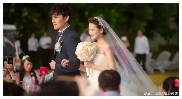 秦昊和伊能静之间的美好结婚八年如今恩爱如同初恋