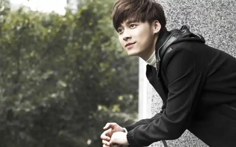 古剑奇谭李易峰帅气时尚帅气写真桌面壁纸(一)高清大图预览1920×1200