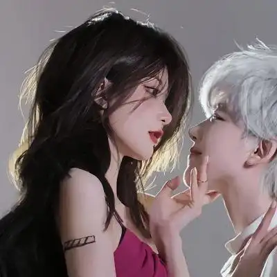 ins真人恩爱情头零碎的岛屿终会找到海慢慢亦漫漫