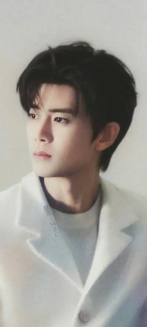 心上任@任嘉伦allen调修 x 卡大头版壁纸 9p78#任苒时光#78