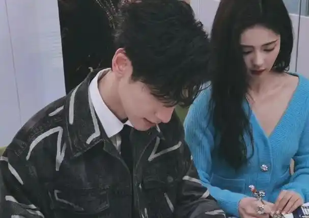 罗云熙遭遇考古,被质疑整容?从土变洋气,见证了他的野心