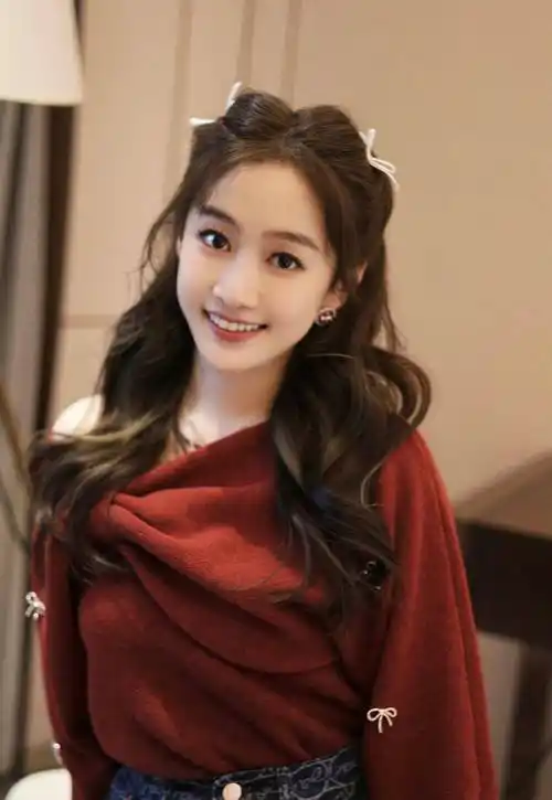 张子枫鞠婧祎刘美含:矮个子甜妹真的会限制戏路吗?_身高_长相_美少女