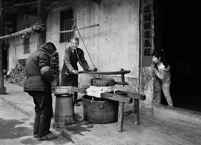 没有wifi的六一,山西人的70后,80后.竟然是这样过的!