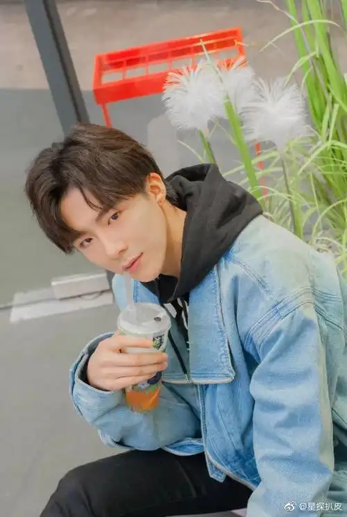 青涩时期的刘宇宁