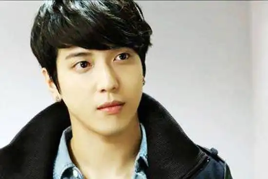 韩国最帅的80后十大男星