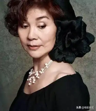 也曾亲口说过,他非常佩服另一个演员,这个演员的名字就叫李建群