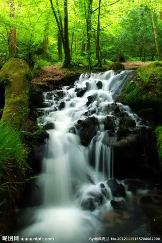 瀑布摄影图_瀑布景观_山水风景_自然景观_摄影图库_昵图网nipic.com