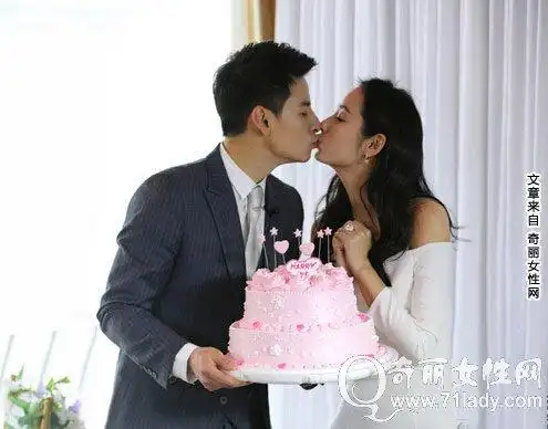 吕一老公结婚照疑曝光 获演员钱泳辰求婚成功(2)