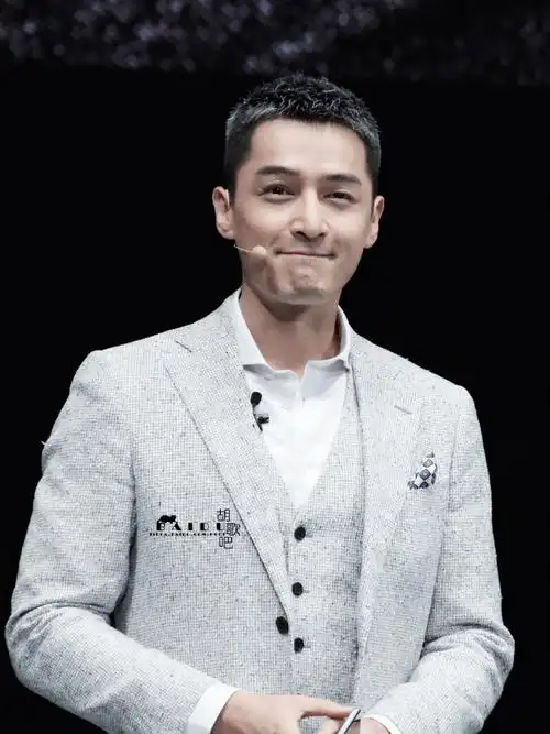 胡歌#那些年的胡歌寸头,你最爱哪一款