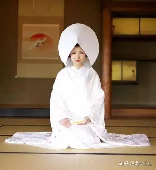 这是日本白无垢