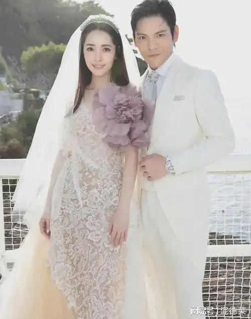 盘点好看的明星婚礼图陈晓头纱吻周杰伦世纪婚礼唐嫣唐艺昕幸福