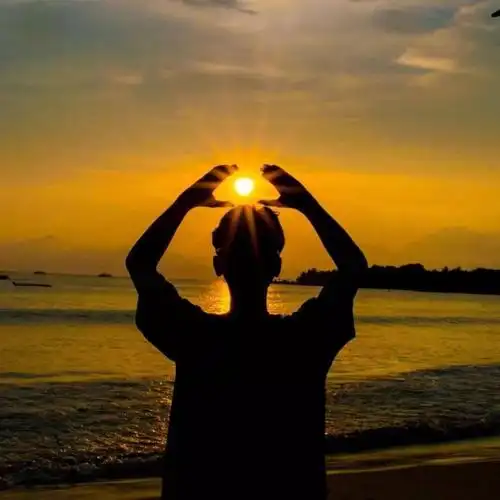 风景背影的微信头像