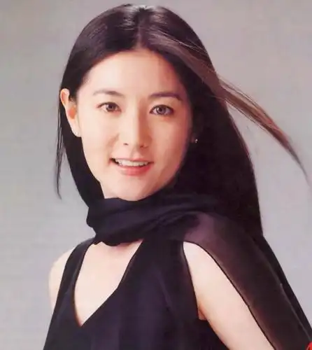 组图10位日韩女星优雅直发美态李英爱