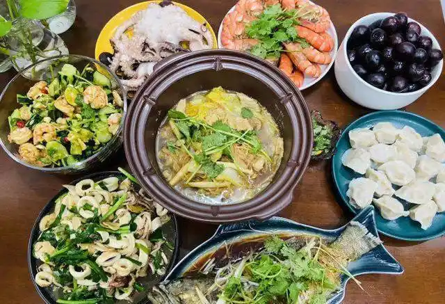 朋友圈晒年夜饭最后一桌荣获最霸气看看这颜色笑疯了