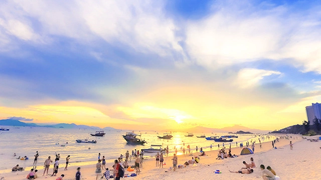 巽寮湾金色沙滩度假酒店1晚 双人华家班汽车特技表演 巽寮湾 天后宫