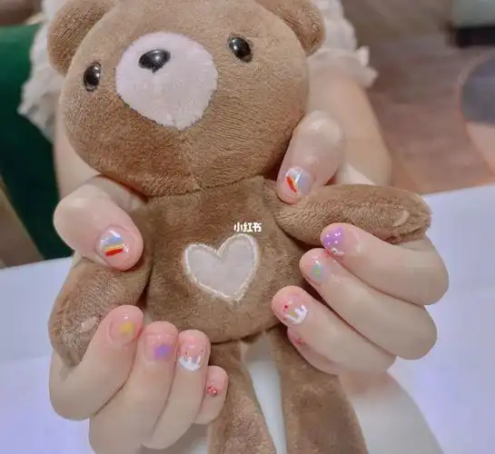 小朋友美甲又是可可爱爱的一天