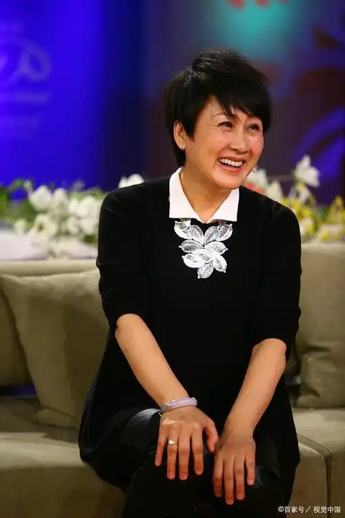 张凯丽名誉维权案一审胜诉,被告劳某某公开赔礼道歉