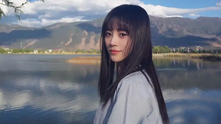 鞠婧祎明星风尚壁纸