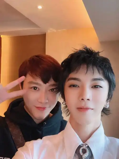 华晨宇美貌大赏