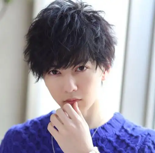 男生烫发发型图片_男生烫发发型排名