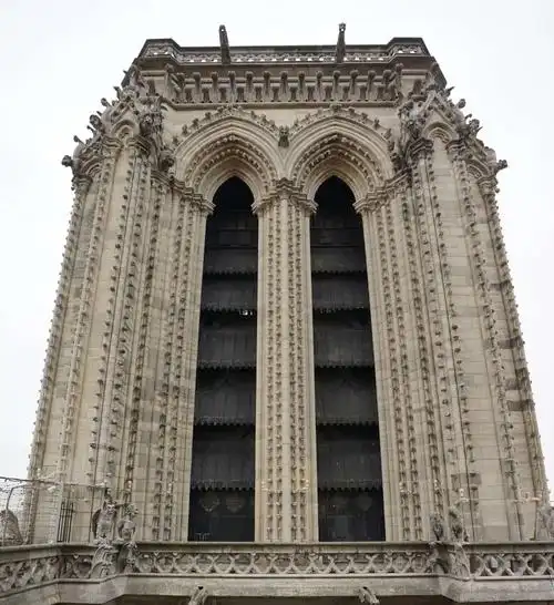 巴黎圣母院——消逝的伟大奇迹