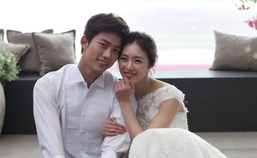 玉泽演为鬼鬼喝醉 2pm成员避谈鬼鬼吴映洁原因是什么