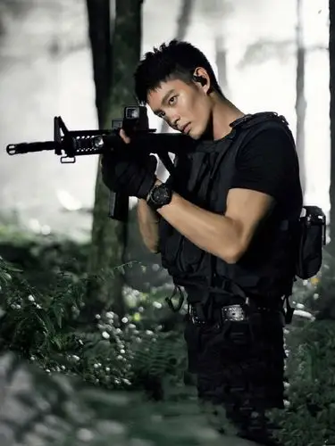 他在逆光中吿白曹佑宁不时更新