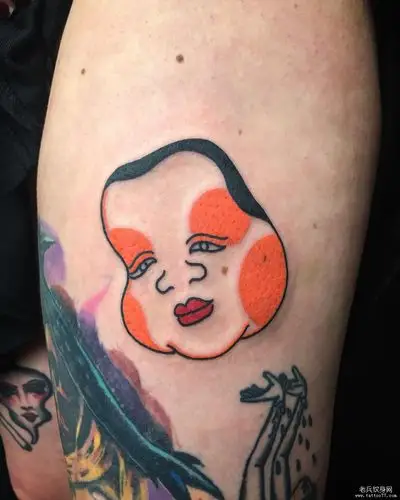 大腿彩色日式多福纹身图案