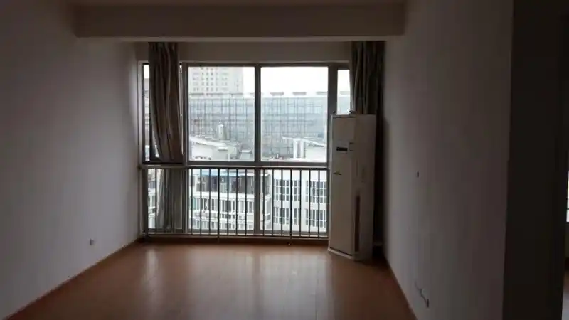 台银大厦办公2房好楼层急售