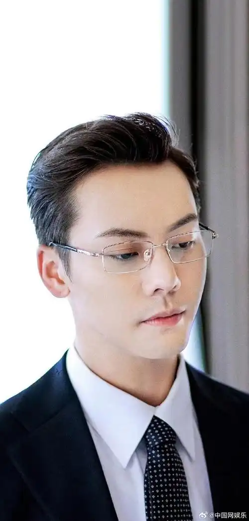 陈伟霆天选海归精英沈皓明