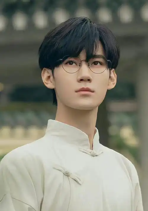 张真源重庆湖广会馆拍摄古风写真