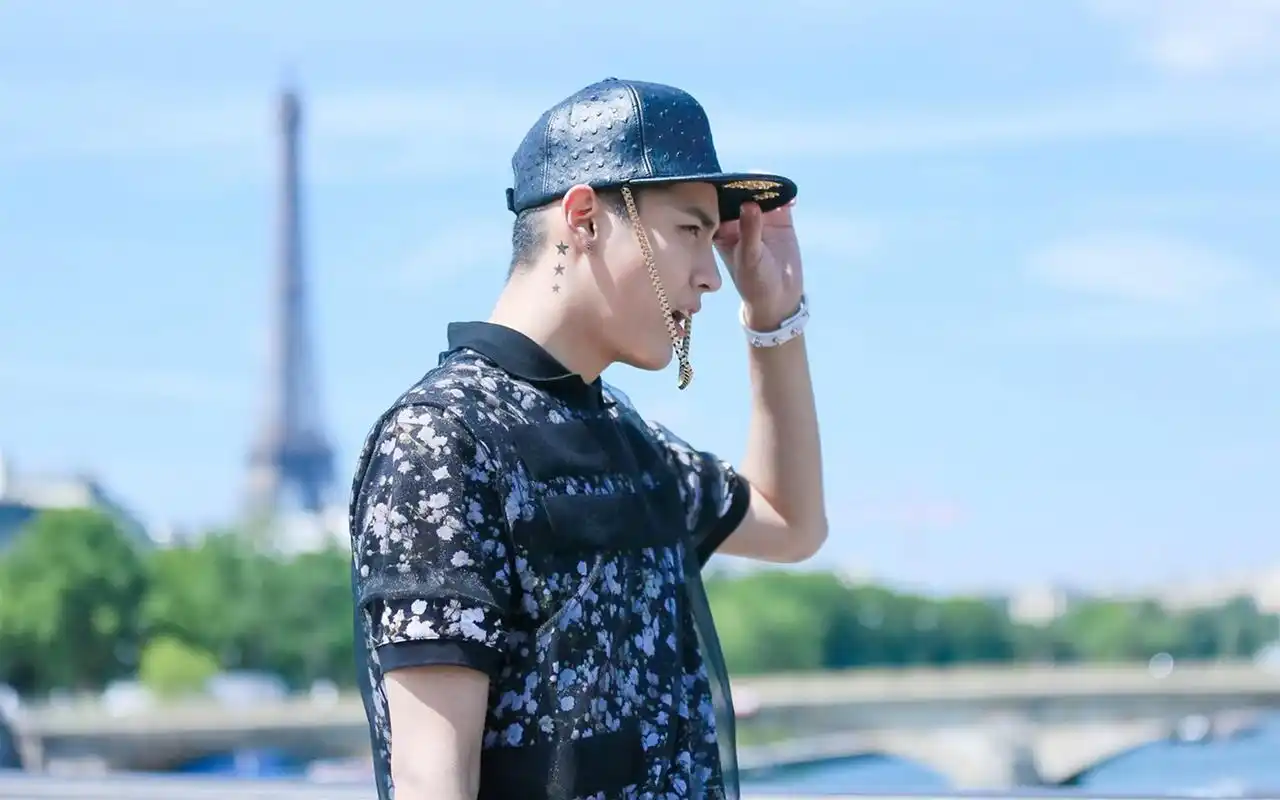 吴亦凡巴黎时尚写真图片桌面壁纸