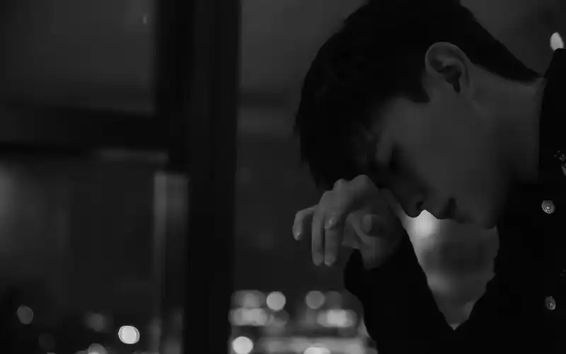 邓伦帅气迷人写真图片桌面壁纸