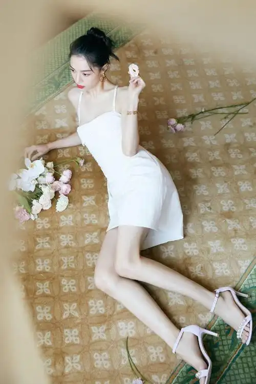 又是被钟楚曦美到的一天