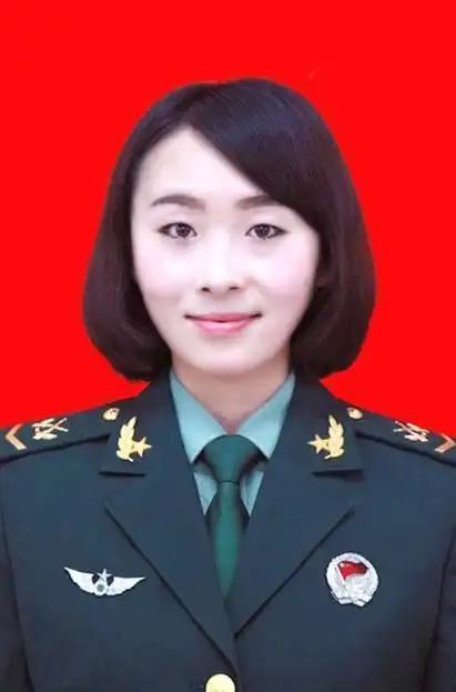 作者简介:高希英,甘肃武威人,现为西部战区陆军某部中士.