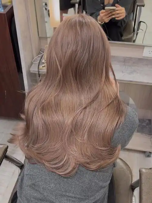 新发色也太好看了叭无敌好看又甜美奶茶棕