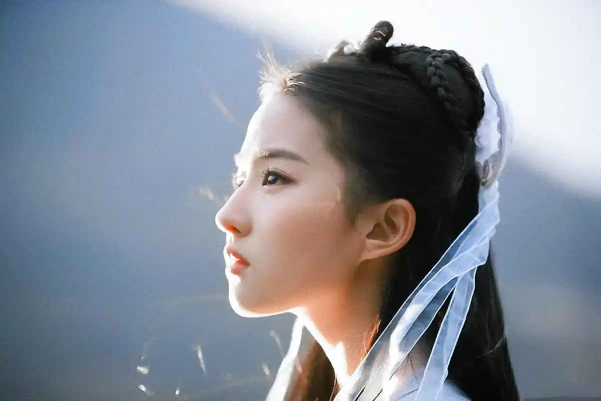 《神雕侠侣》罕见剧照,刘亦菲版小龙女空灵仙气