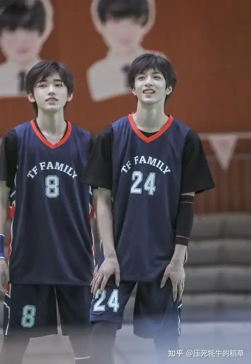 有没有宋亚轩打篮球的照片女友视角的那种