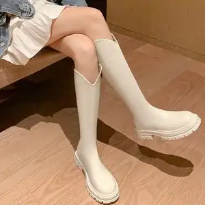 白色靴子女不过膝中筒秋冬v口2022新款厚底马丁小个子长筒骑士靴