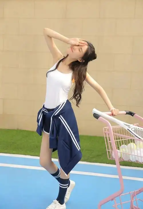 元气少女丸子头运动服,俏皮可爱|写真_网易订阅