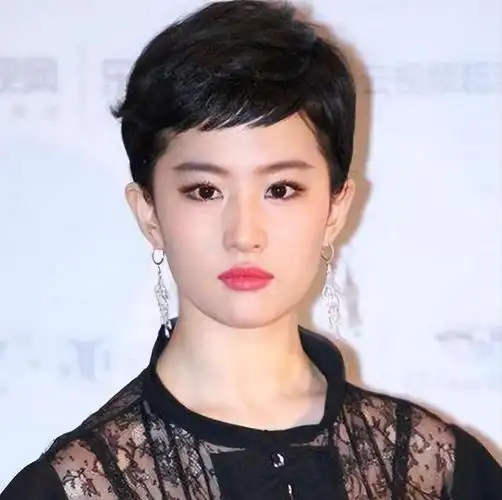 蓝紫色短发热巴(能驾驭得了短发)(1)