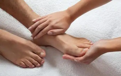 我国女人脚最臭的是哪个地区维度越低脚越臭网友我很无奈