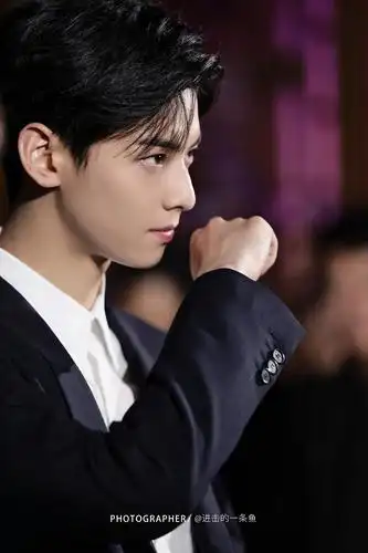 抓住无组规日的尾巴 安利一组中国摄影师镜头下的车银优神图