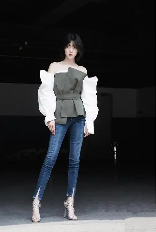 李溪芮时尚甜美街拍图片