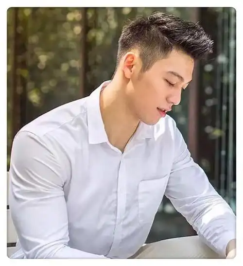 2021年必须打卡的8款男生发型,绝对时髦