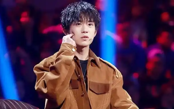 2018年,易烊千玺出演电视剧《长安十二时辰》中的李碧角色,他好像得到